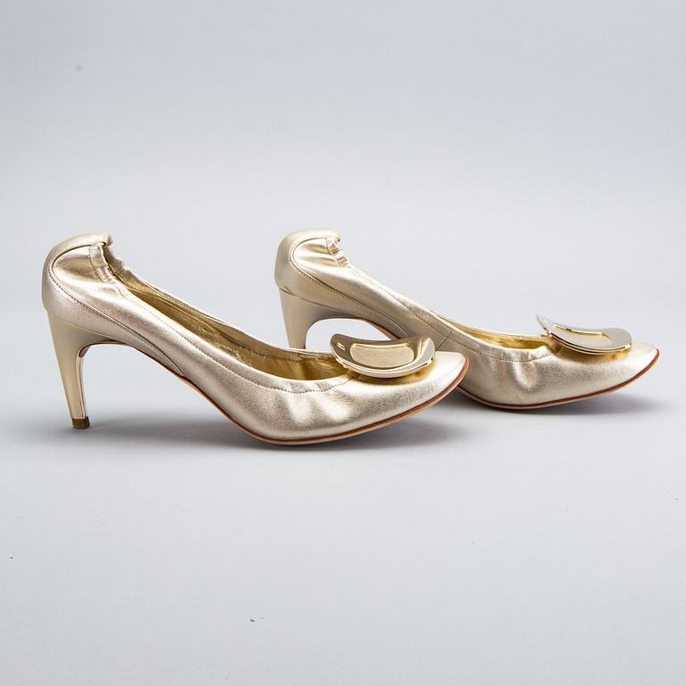 Tods`s och Roger Vivier, skor 2 par 37-37,5 enligt märkning.