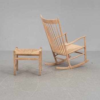 GUNGSTOL med FOTPALL, "J16", Hans J Wegner, F.D.B. Mobler, Danmark, 1900-talets andra hälft.