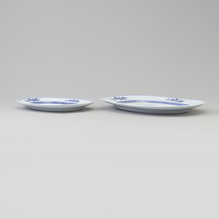 A 64-PIECE DINNER SERVICE, 'Tsing', Gustafsberg, 20th century.