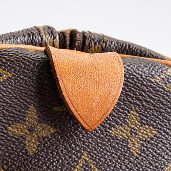 Louis Vuitton, A Monogram canvas 'Keepall 55' Bag.