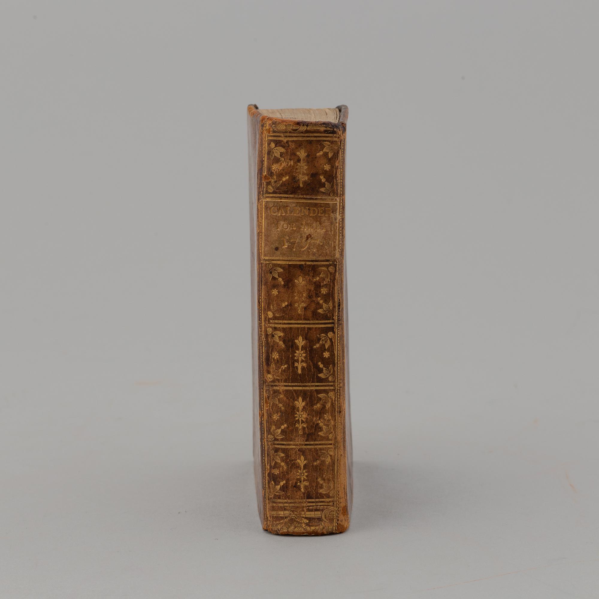 FIVE 18TH CENTURY BOOKS.