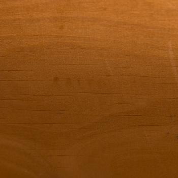 Alvar Aalto, bord / sidobord, modell 87, för O.Y. Huonekalu- ja Rakennustyötehdas A.B. tidigt 1950-tal.