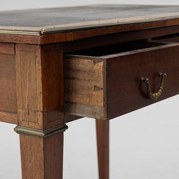A desk, 19th century.