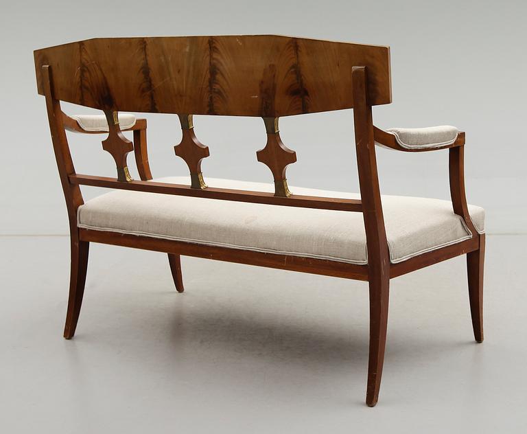 SOFFA, empirestil, 1900-talets första hälft.