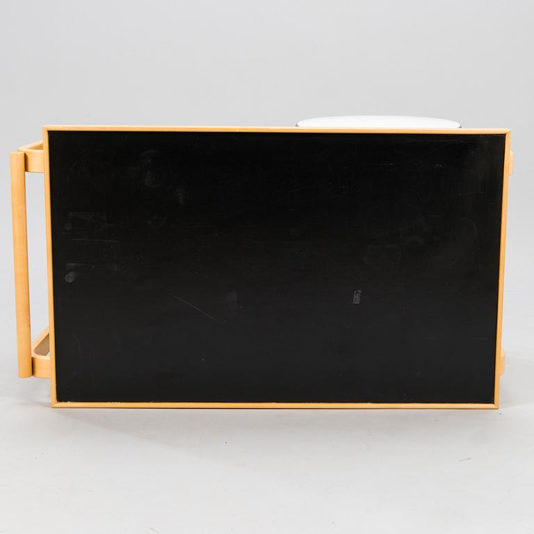 ALVAR AALTO, TARJOILUVAUNU 901, Artek, 1990-luvun loppu.