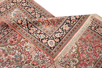 Matta, silke Ghom, ca. 182 x 122.