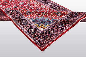 A carpet, Mahal, ca 337 x 207 cm.