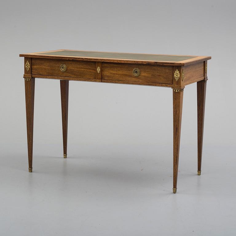 An early 20th century Gustavian style writing desk.