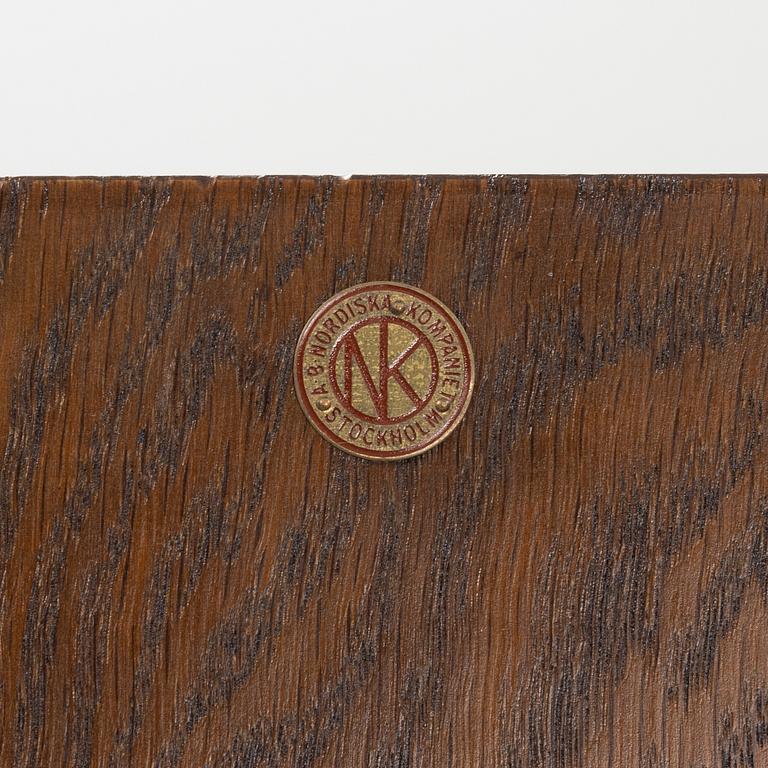 Skåp, Nordiska Kompaniet, daterat 1918.