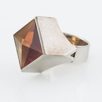 Birger Haglund, ring in sterling silver with a synthetic sapphire.