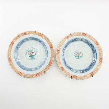 Plates a pair porcelain China 18th century.