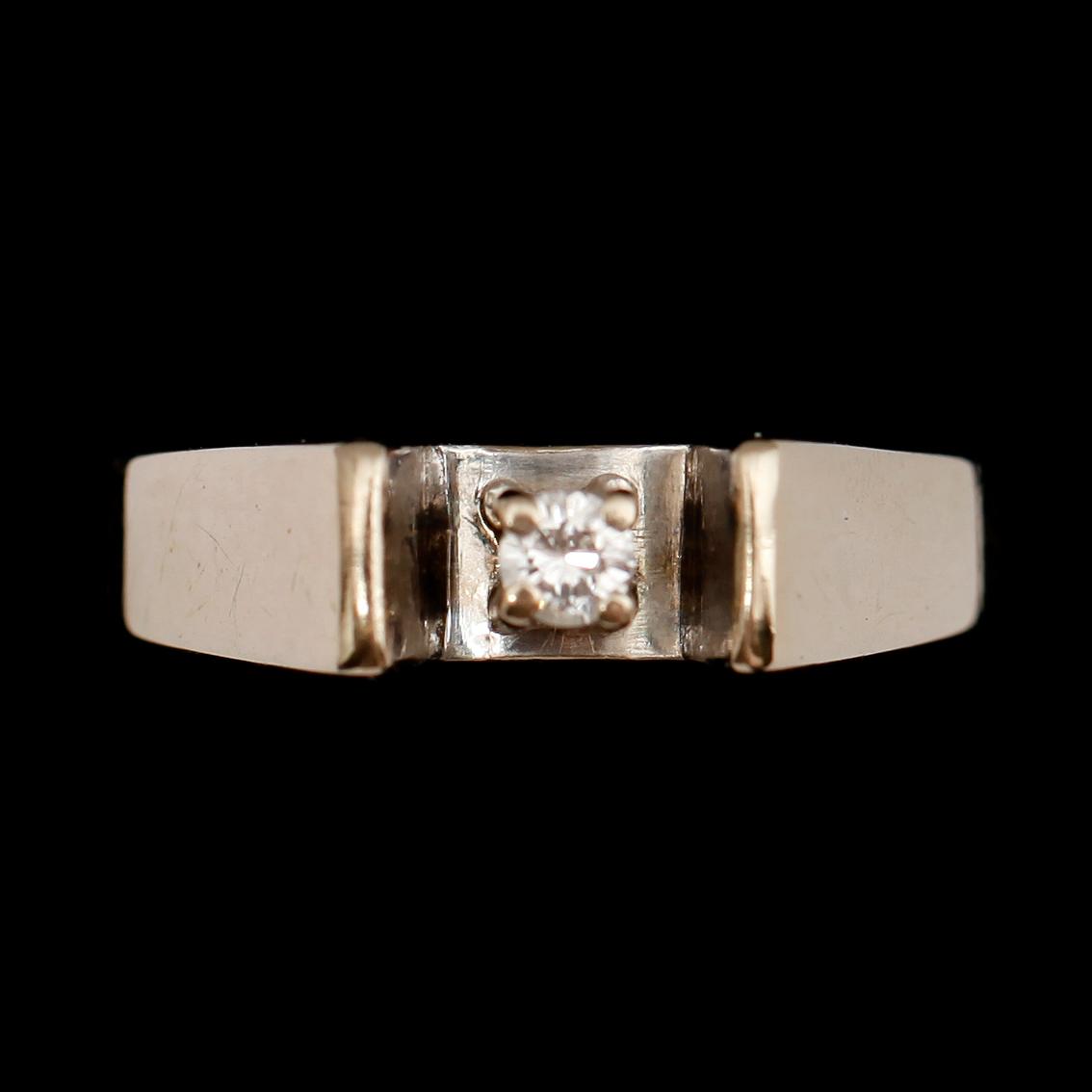 RINGAR, 2 st 18 k vitguld med briljanter. Vikt ca 5 g.