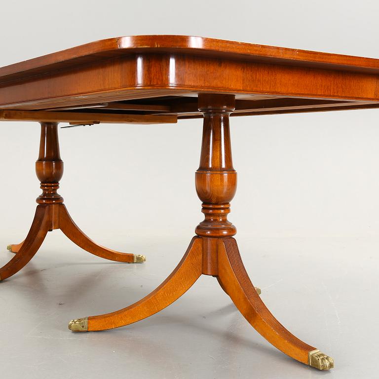 MATBORD, mahogny, England 1900-tal.