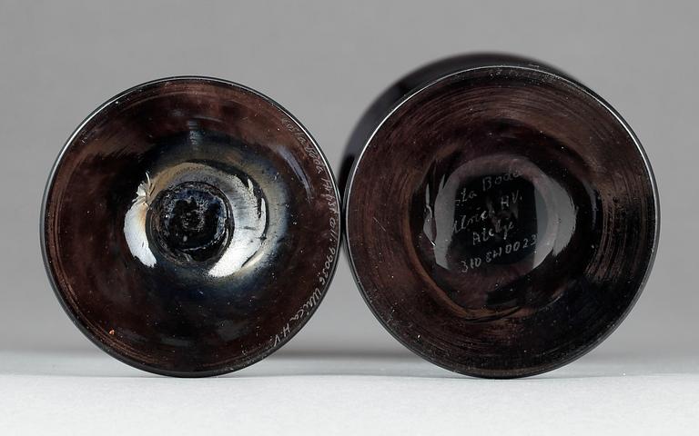 POKALGLAS, 2 st, glas, Ulrica Hydman Vallien. Kosta Boda.