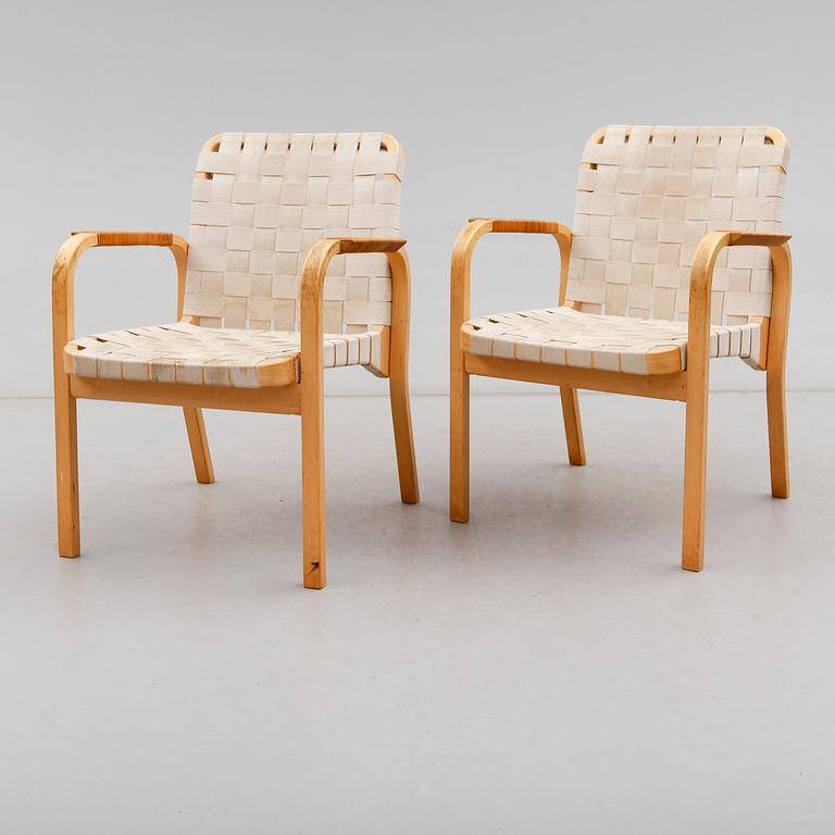 KARMSTOLAR, 1 par, modell 45, Alvar Aalto, Artek, 1900-talets andra hälft.