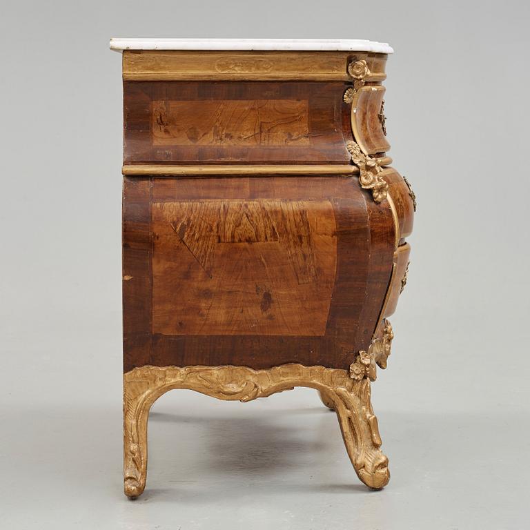 BYRÅ,  av Mathias Ortmann (ca.1692–1757), Danmark, 1700-talets mitt. Rokoko.