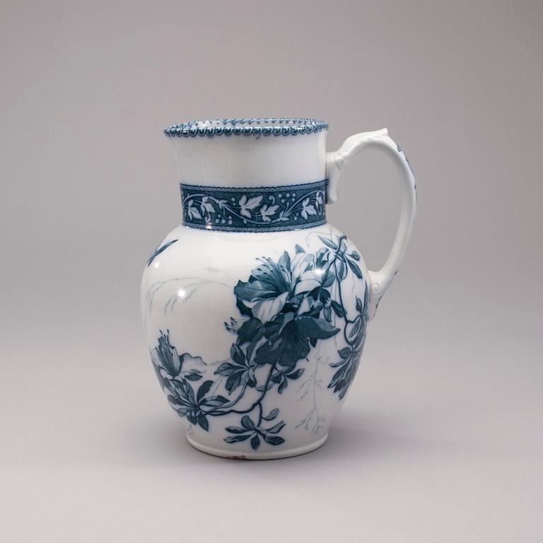 TVÄTTSET, 2 delar, porslin, "Azalea", Villeroy & Boch, Dresden, 1900-talets början.