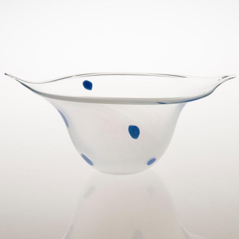 TIINA NORDSTRÖM, konstglas, "Wind hat", signerad Tiina Nordström Iittala 1996.