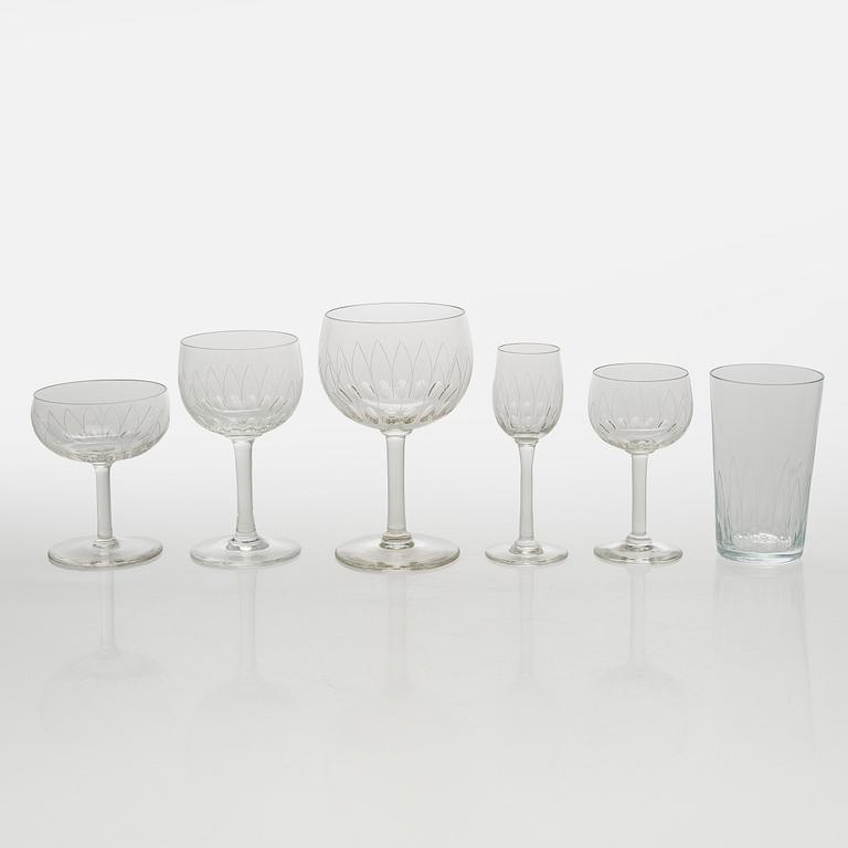 Göran Hongell, glasservis, 52 delar, "Kilta". Iittala, i produktion 1947-1966.