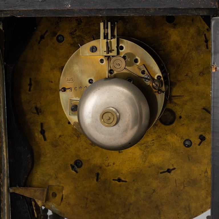 A French Louis XV pendulum clock, signed Lefaucheur fils a Paris.