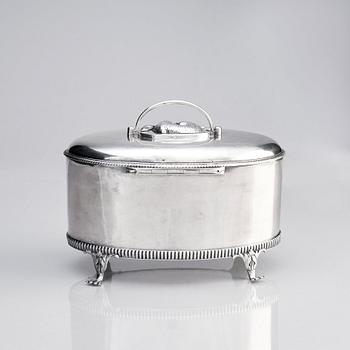 A Swedish early 19th century silver sugar-casket, mark of Adolf Zethelius, Stockholm 1819.