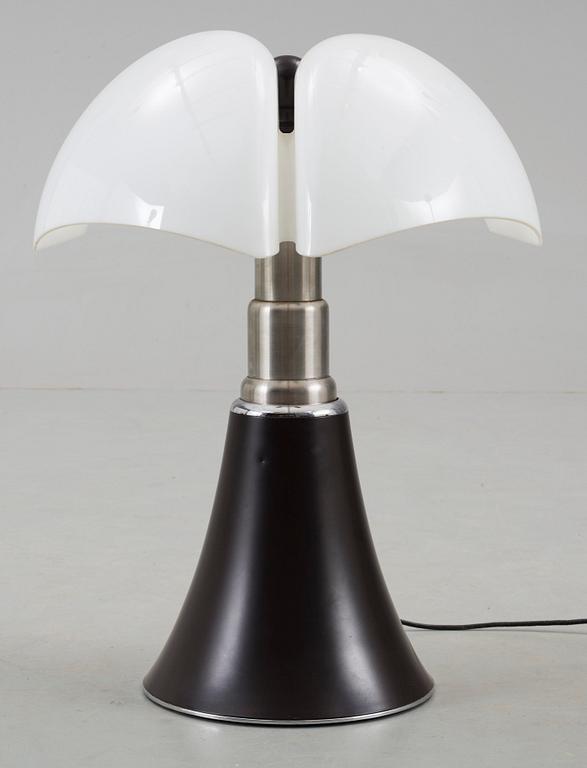 BORDSLAMPA, Gae Aulenti, "Pipistrello", Martinelli Luce, Italien, formgiven 1965.