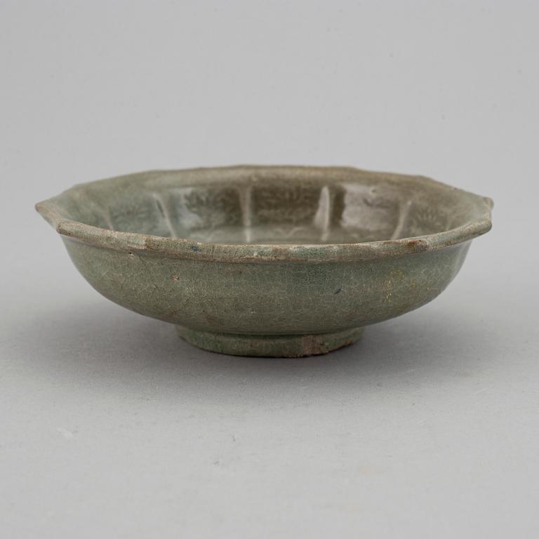 Two celadon glazed dishes, South East Asia, 17th/18th Century.