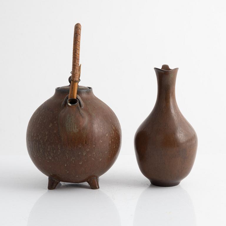 Gunnar Nylund, a teapot and a vase, Rörstrand.