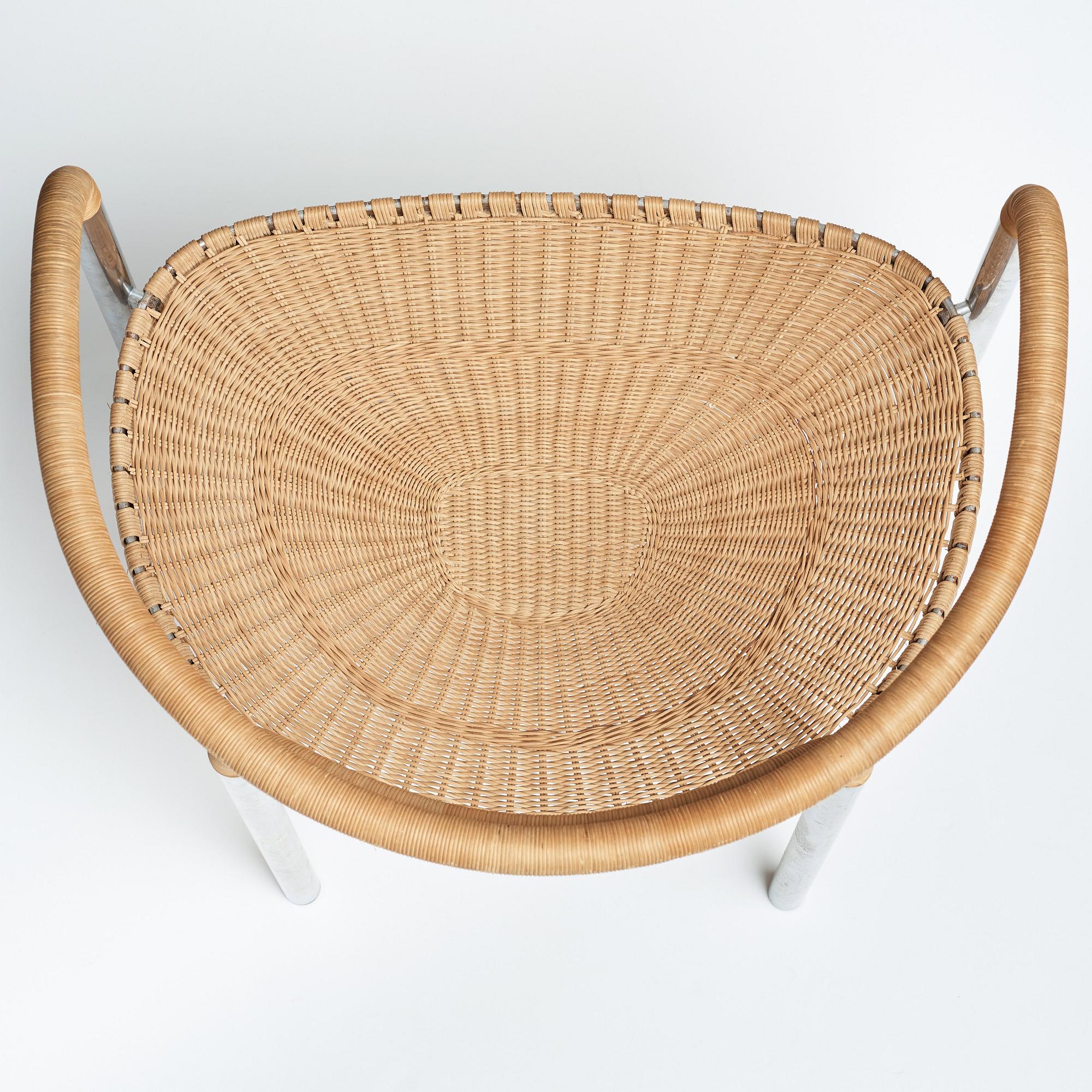 Poul Kjaerholm, a "PK 12" chair, edition E Kold Christensen, Denmark ca 1962.