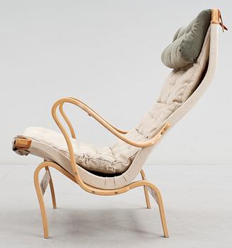 FÅTÖLJ, "Pernilla", Bruno Mathsson, Dux, 1900-talets andra hälft.