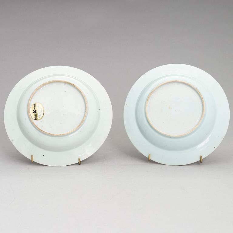 Two Chinese porcelain dishes, 18th Century.
