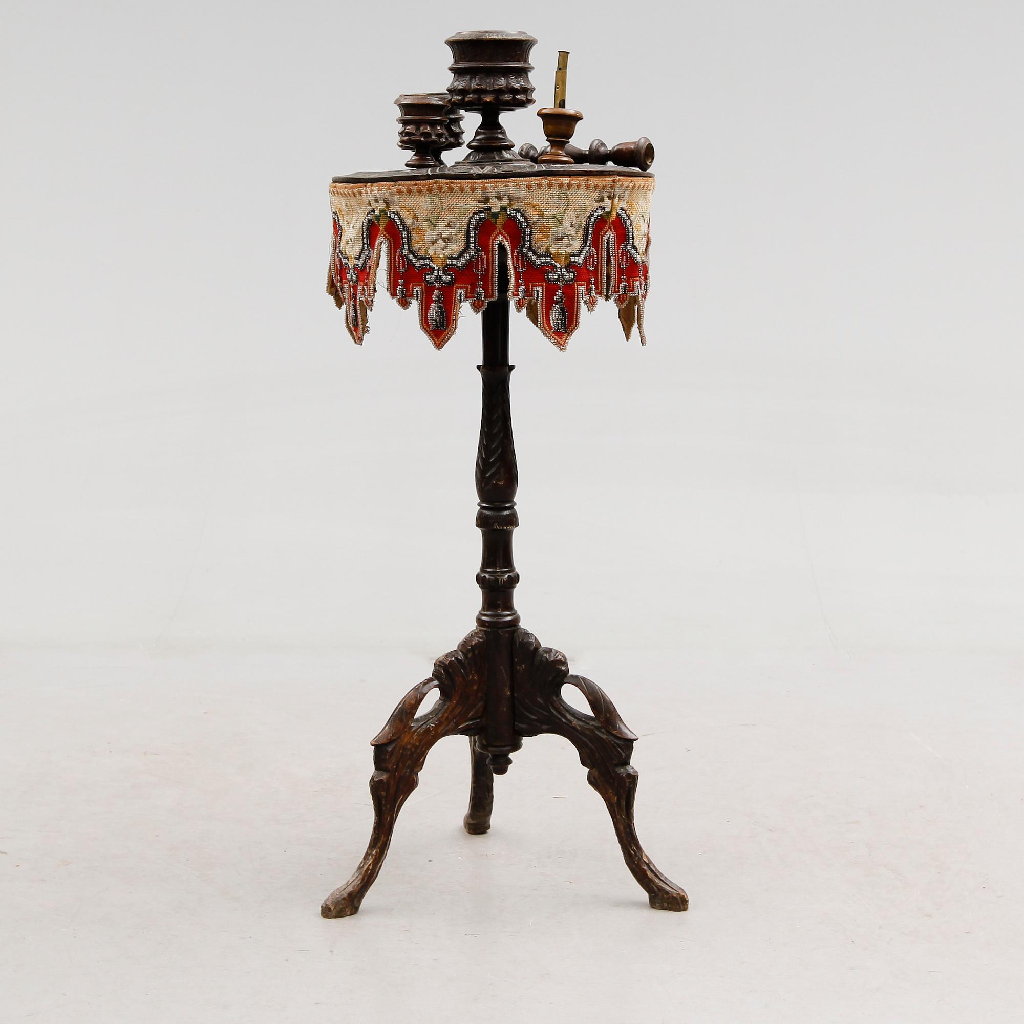 RÖKBORD, 1900-talets början.