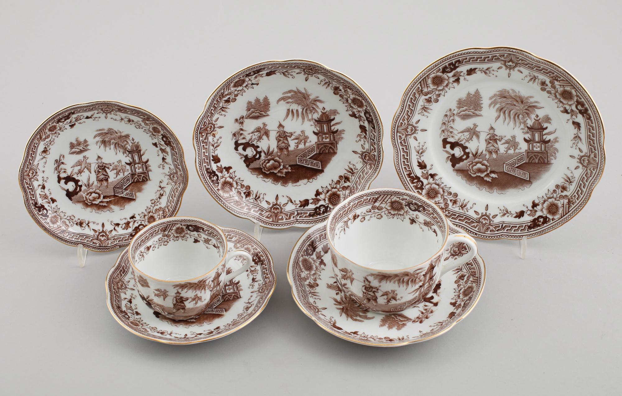 TE- OCH KAFFESERVIS, 63 delar, porslin, Arabia, Finland, 1930/40-tal.