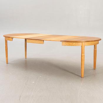 A Henning Kjaernulf, 1960s 7 pcs oak dining set, EG Möbler Danmark.