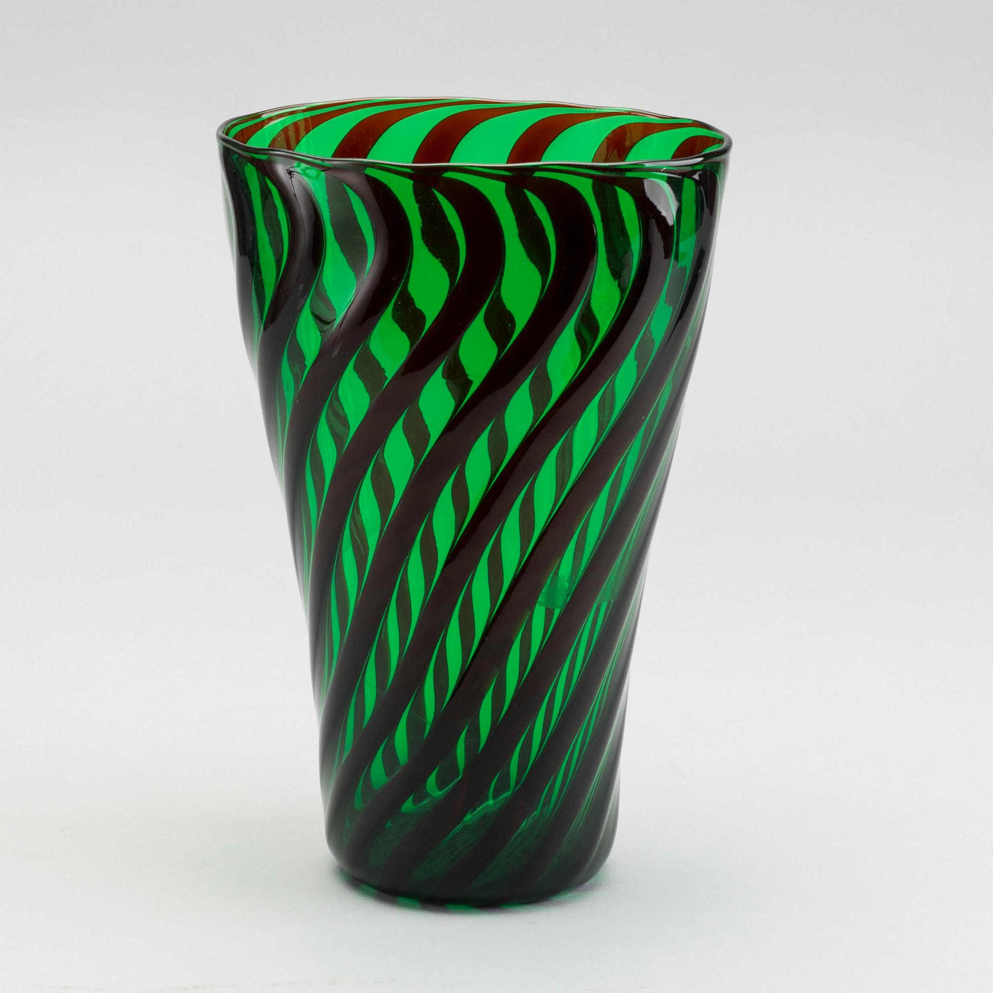 PETER SVARRER, vase, signed and dated 98.