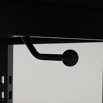 CHARLES RENNIE MACKINTOSH, bord, Cassina, Italien.