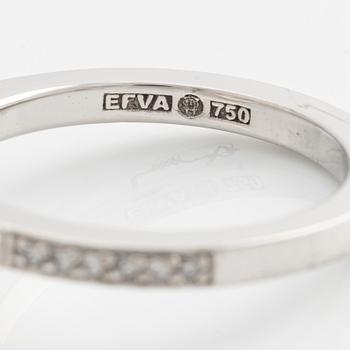 Efva Attling, ring med bergkristall och briljantslipade diamanter.