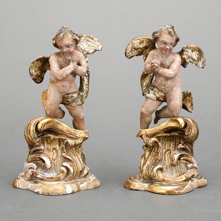 SKULPTUR, ett par, trä, barock, omkring sekelskiftet 1700.