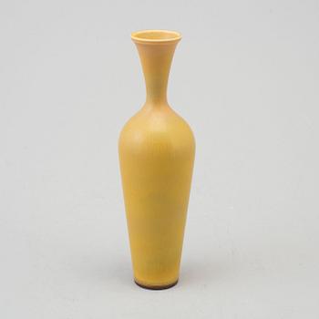 BERNDT FRIBERG, a stoneware vase, Gustavsberg studio, Sweden 1968.