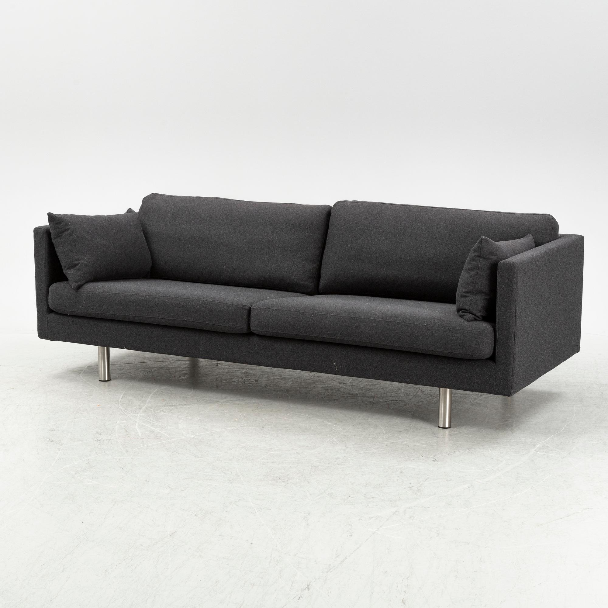 A SL 88 sofa from Sören Lund, Danmark.