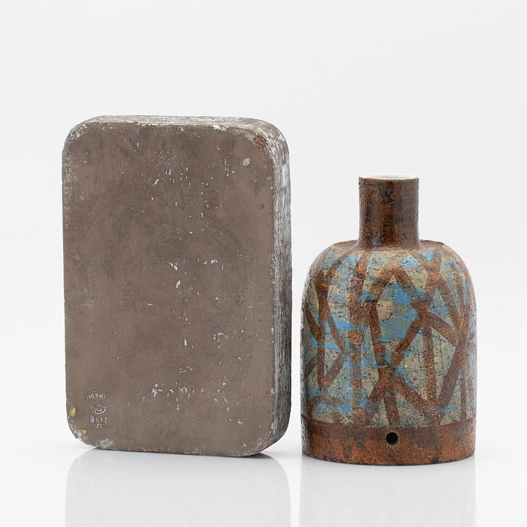Mari Simmulson, vase / lamp base and plate, Upsala-Ekeby.