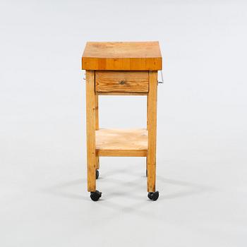 SLAKTARBÄNK / HUGGKUBBE, 1900-talets andra hälft.