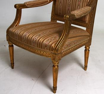 KARMSTOLAR, ett par, gustavianska/gustaviansk stil, provinsarbete. 1800-tal.