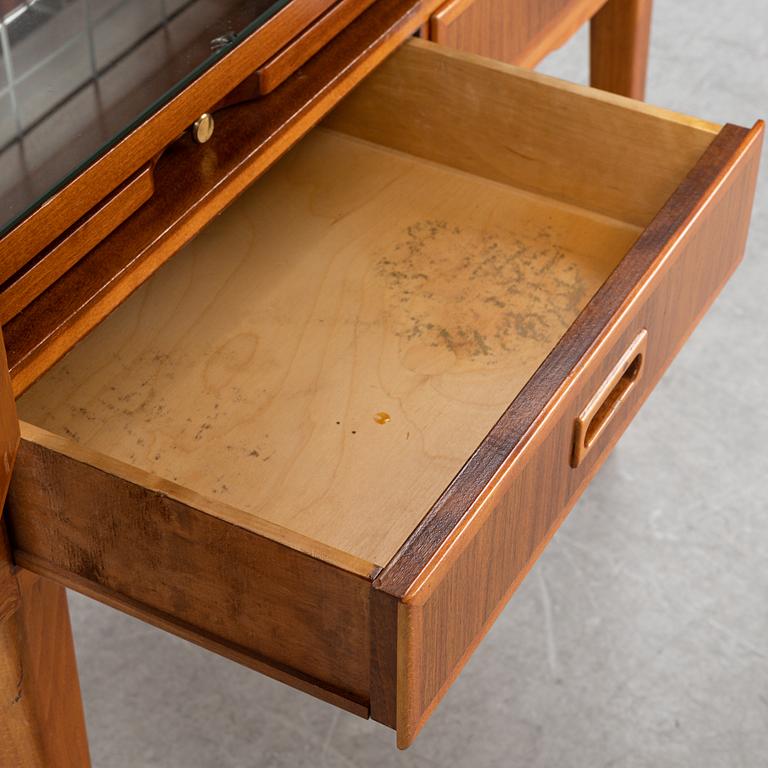 A 1950's/60's bar cabinet.