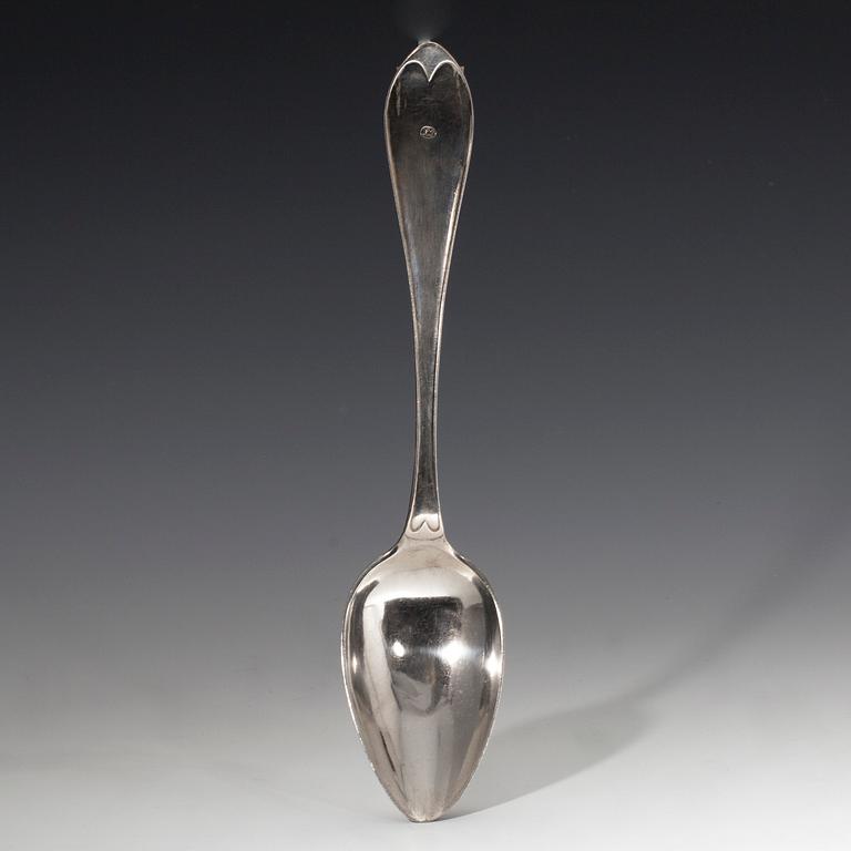 RAGUSKED, silver, I.P. Ernander Uppsala 1819, vikt 129 g.