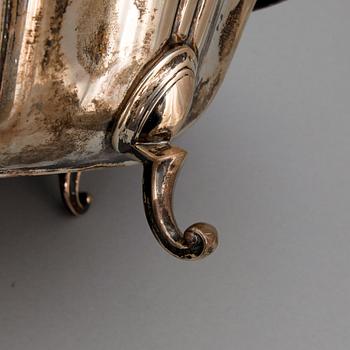 SKÅL, silver, Tyskland, 1900-tal. Total vikt ca 811g.