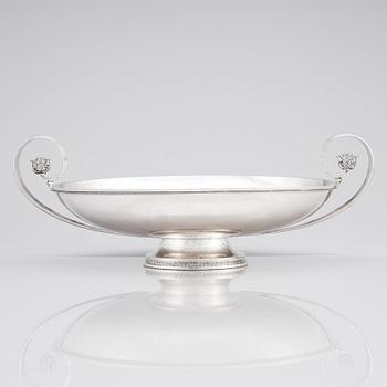 Atelier Borgila, an oval sterling silver footed bowl, Stockholm 1931.