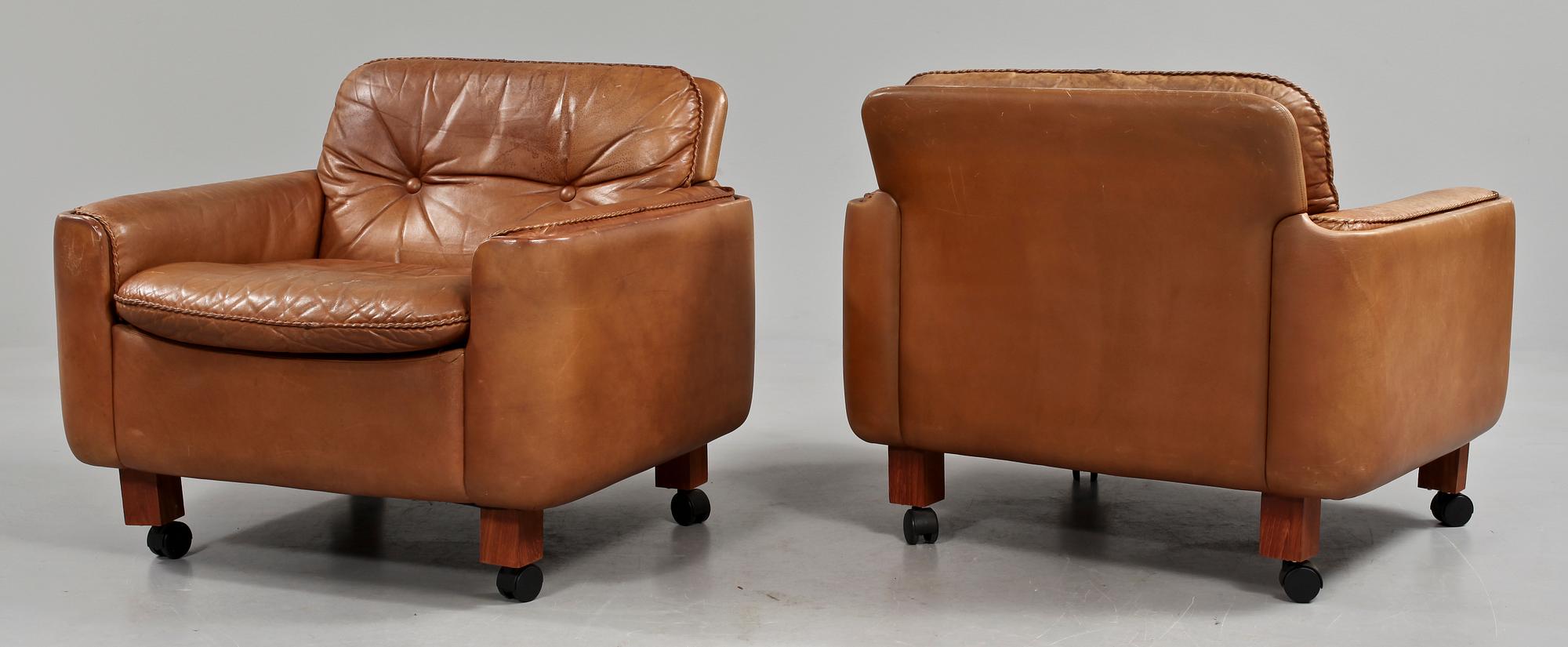 FÅTÖLJER, ett par, 1960-tal.