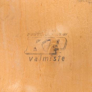 Ilmari Tapiovaara, karmstolar 2 st, "Domus", Keravan Puuteollisuus, 1940/50-tal.