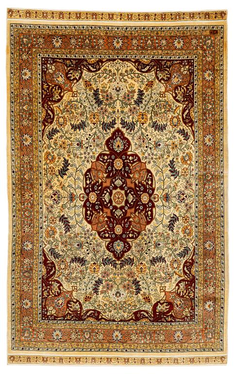 A rug, semi-antique, silke Hereke, signed, ca 184,5 x 118 cm.